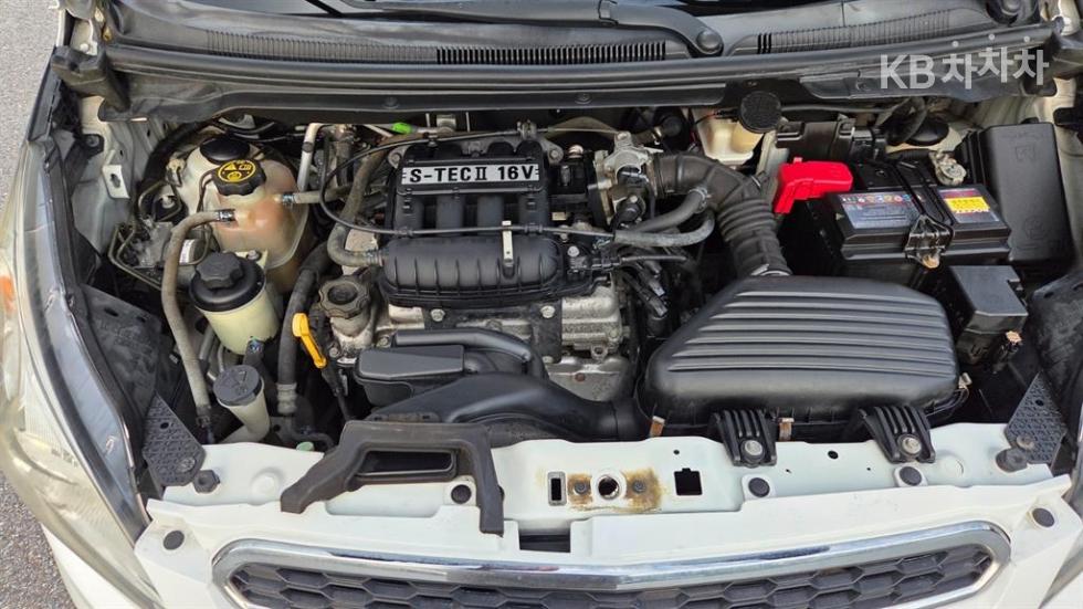 Chevrolet Spark — miniaturë 15