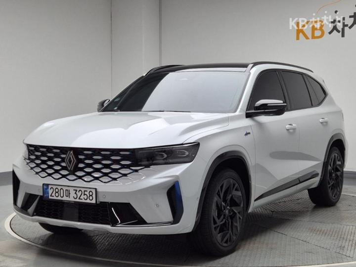 Renault Koleos E-Tech Hybrid Esprit Alpine 2