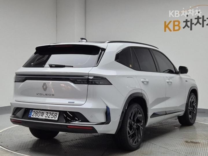 Renault Koleos E-Tech Hybrid Esprit Alpine 4