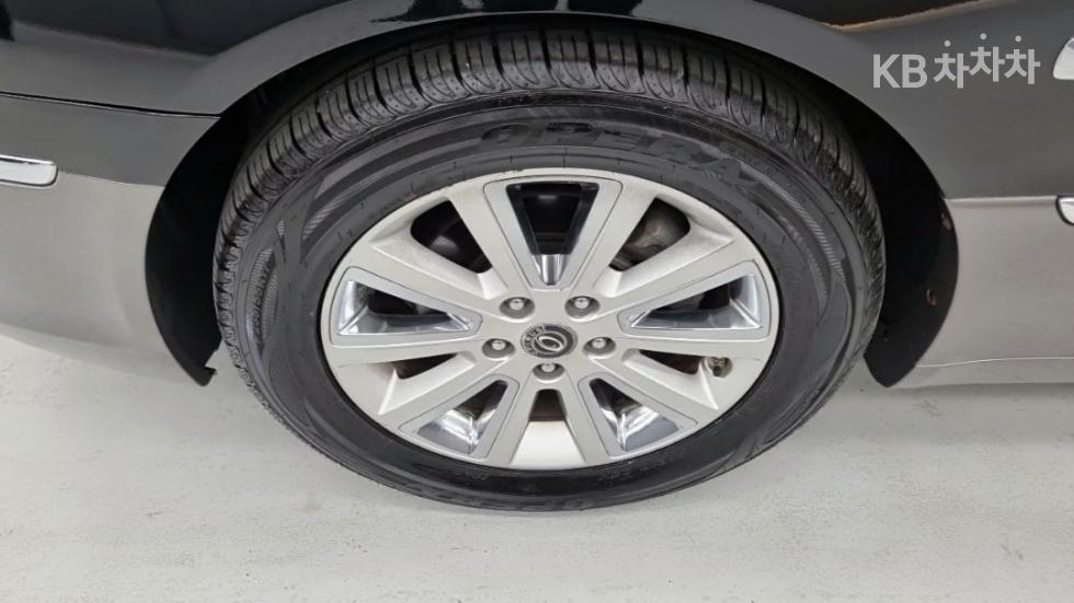 2011 - kia opirus