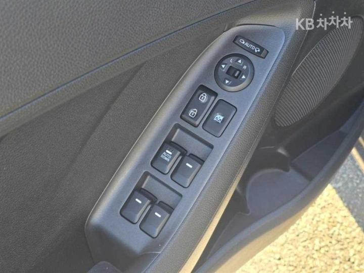 Kia K3 Deluxe 6