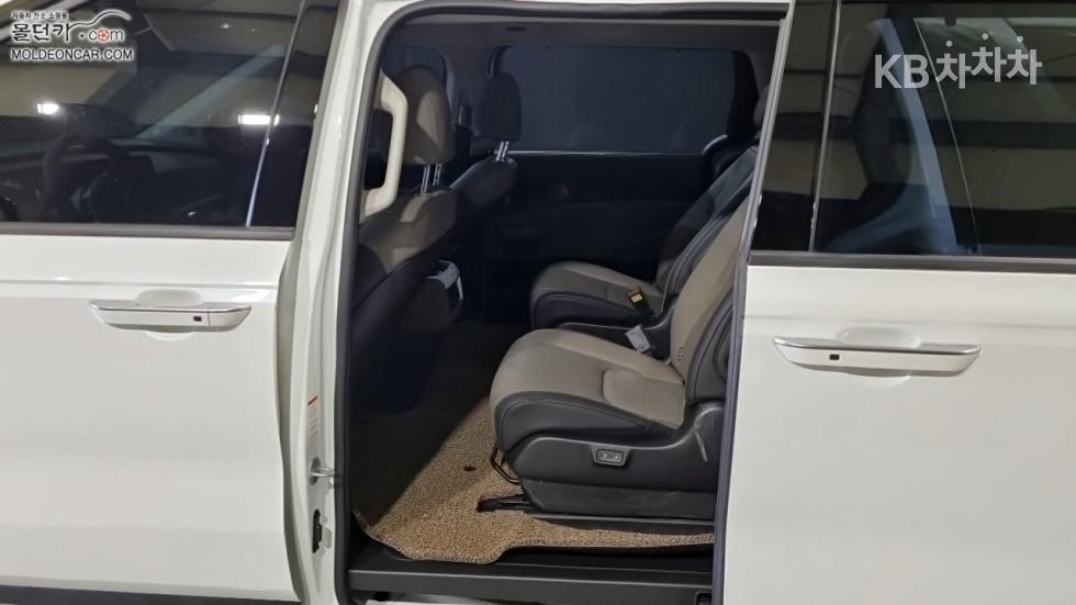 2024 - kia carnival