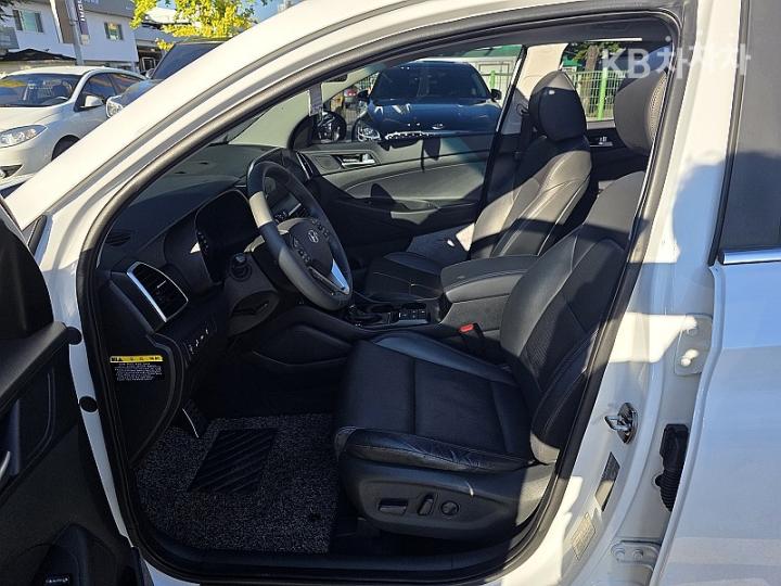 Hyundai Tucson Diesel e-VGT R 2.0 2WD Premium 5