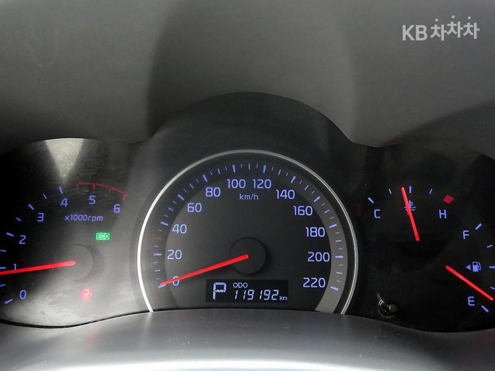 2013 - kia carnival