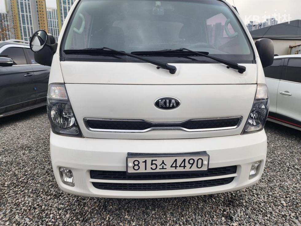2019 - kia bongo iii
