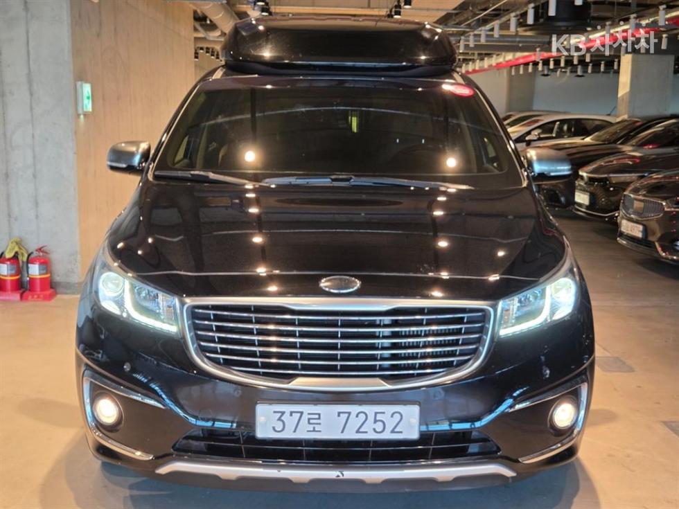 2017 - kia carnival