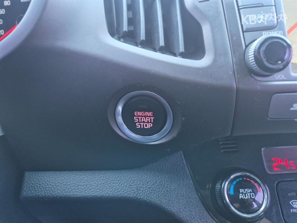 2015 - kia sportage
