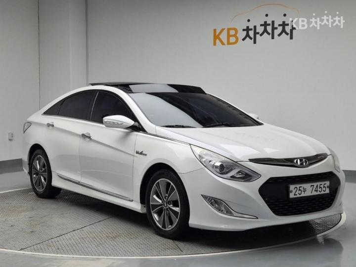 Hyundai Sonata Hybrid 2.0 Premier 5