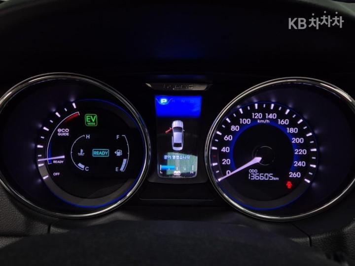 Hyundai Sonata Hybrid 2.0 Premier 6