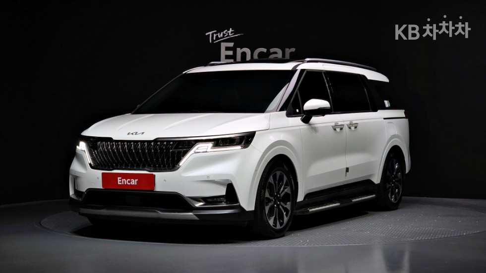 2022 - kia carnival