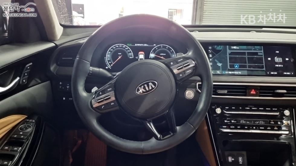 2020 - kia k7