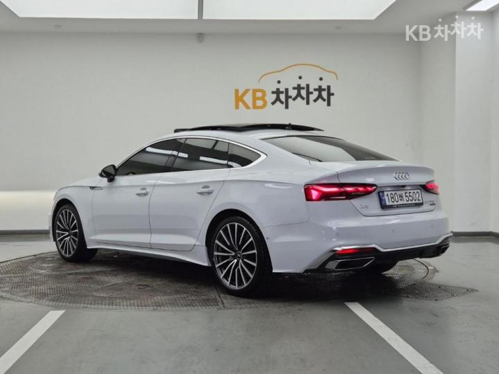 Audi A5 8W6 40 TFSI Quattro Sportback Premium 4