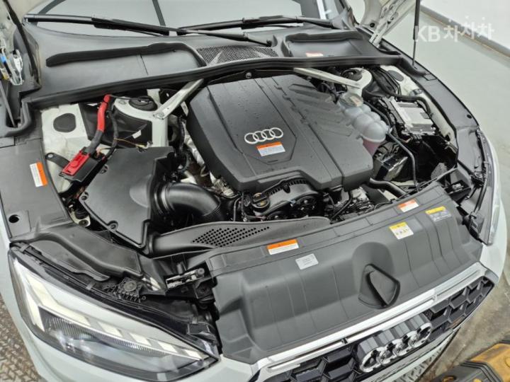 Audi A5 8W6 40 TFSI Quattro Sportback Premium 7