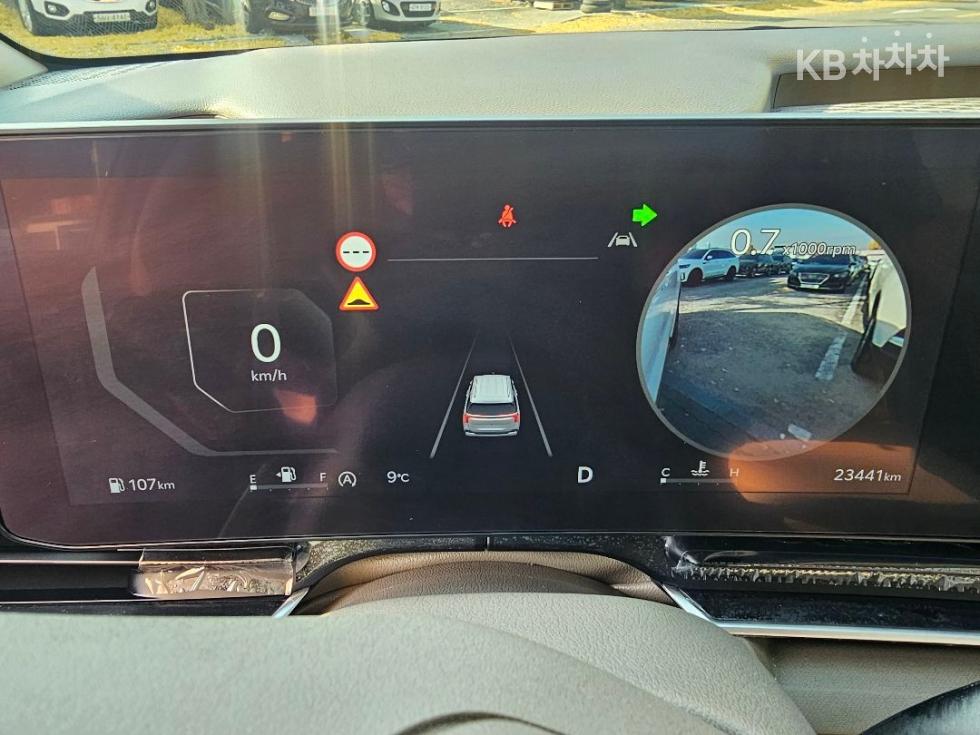 2025 - kia carnival