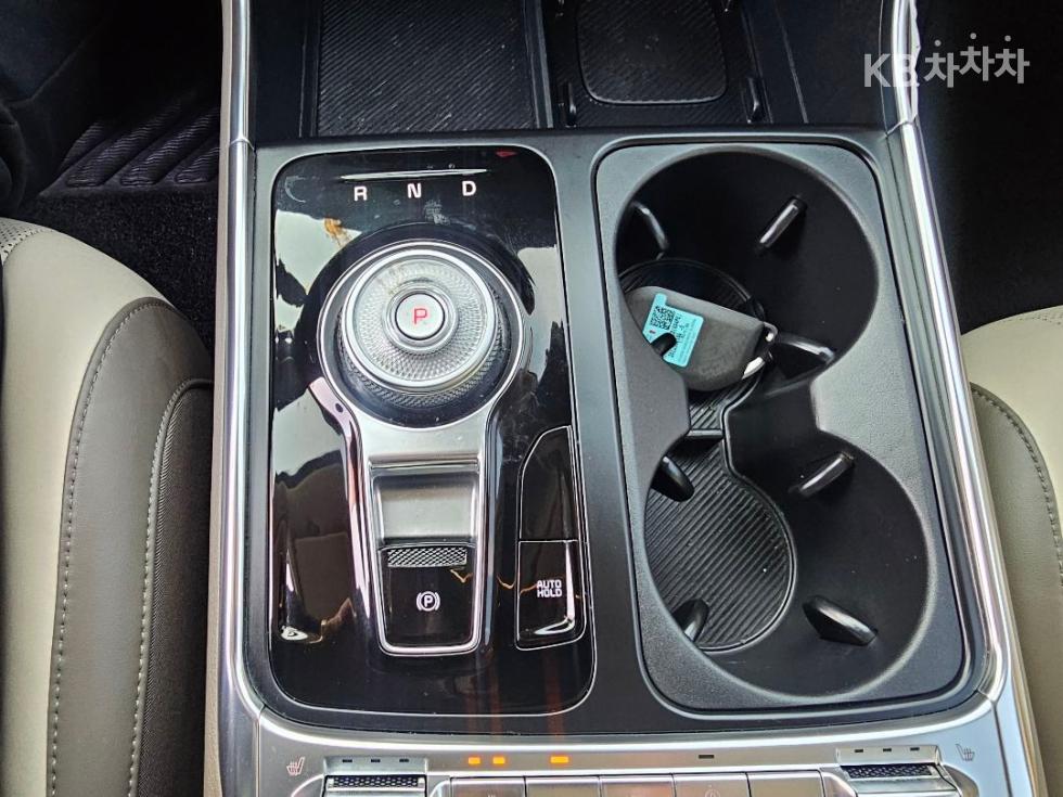 2025 - kia carnival