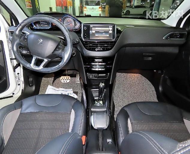 Peugeot 2008 1.6 BlueHDi Pellin - фото 10