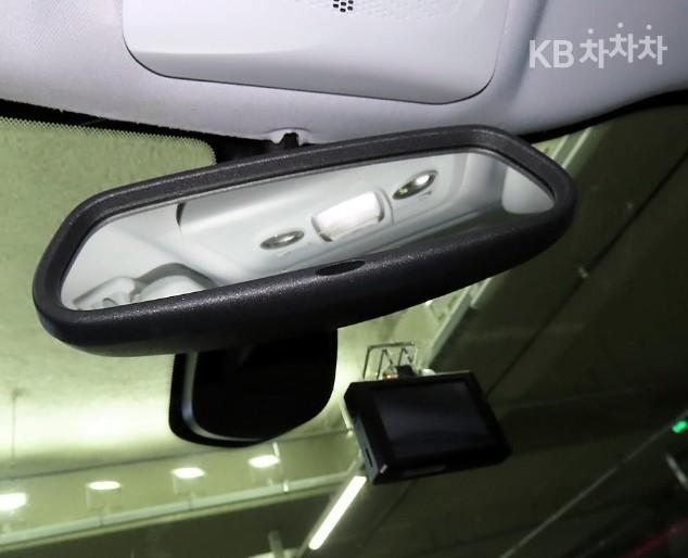 Peugeot 2008 1.6 BlueHDi Pellin - фото 16