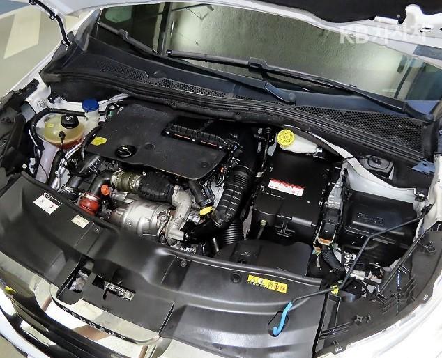 Peugeot 2008 1.6 BlueHDi Pellin - фото 19