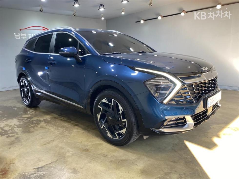 2022 - kia sportage
