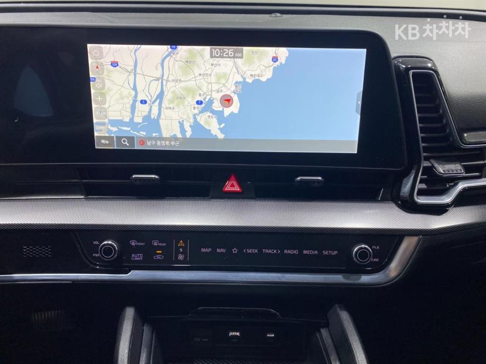 2022 - kia sportage