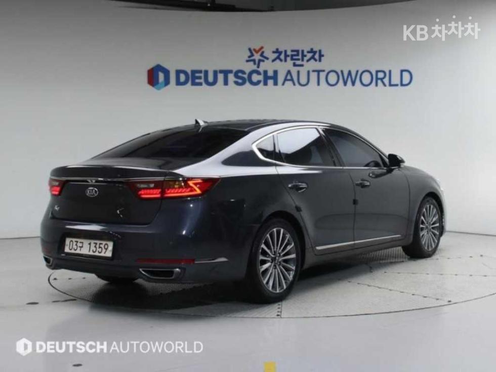 2017 - kia k7