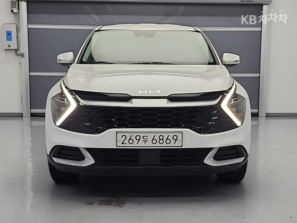 2022 - kia sportage