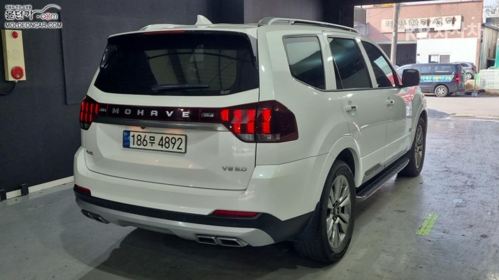 2021 - kia mohave