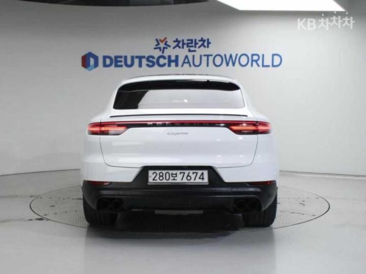 Porsche Cayenne 9Y0 3.0 Coupe Base Type 5