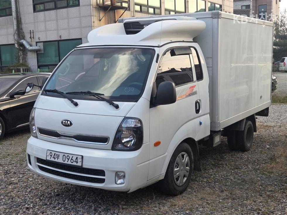 2017 - kia bongo iii