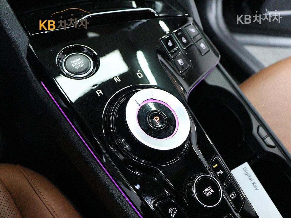 2024 - kia sportage