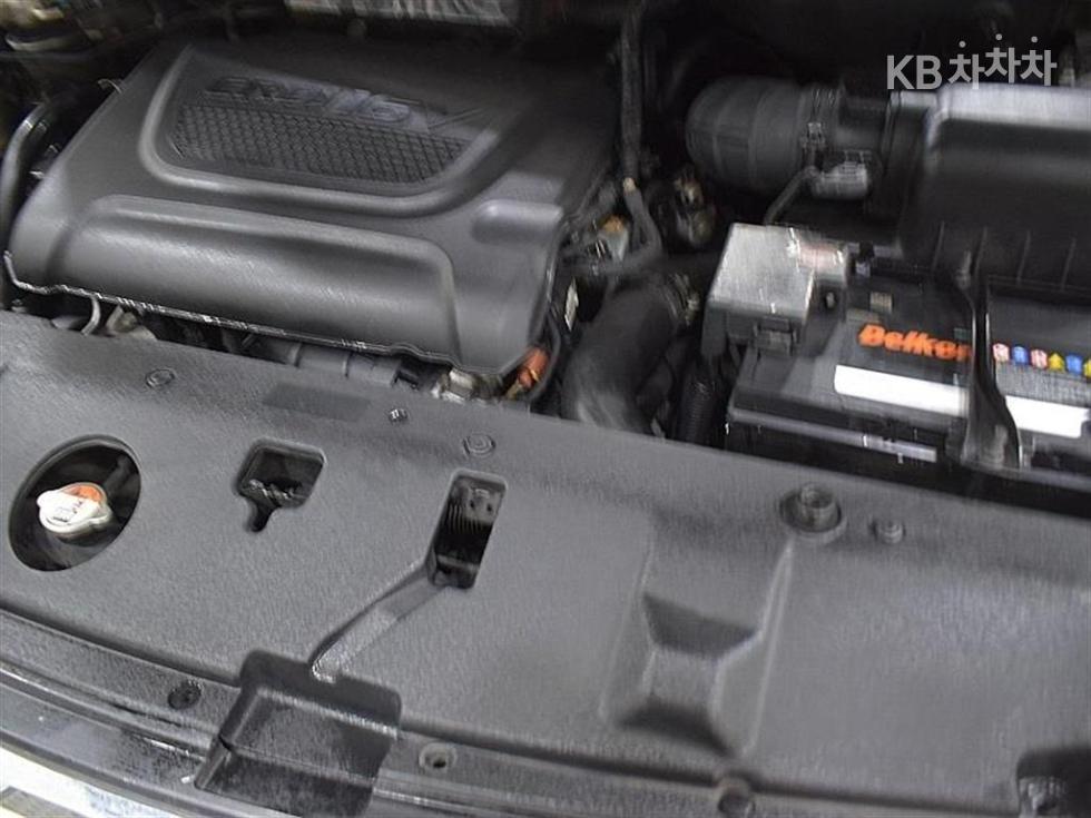 2012 - kia carnival