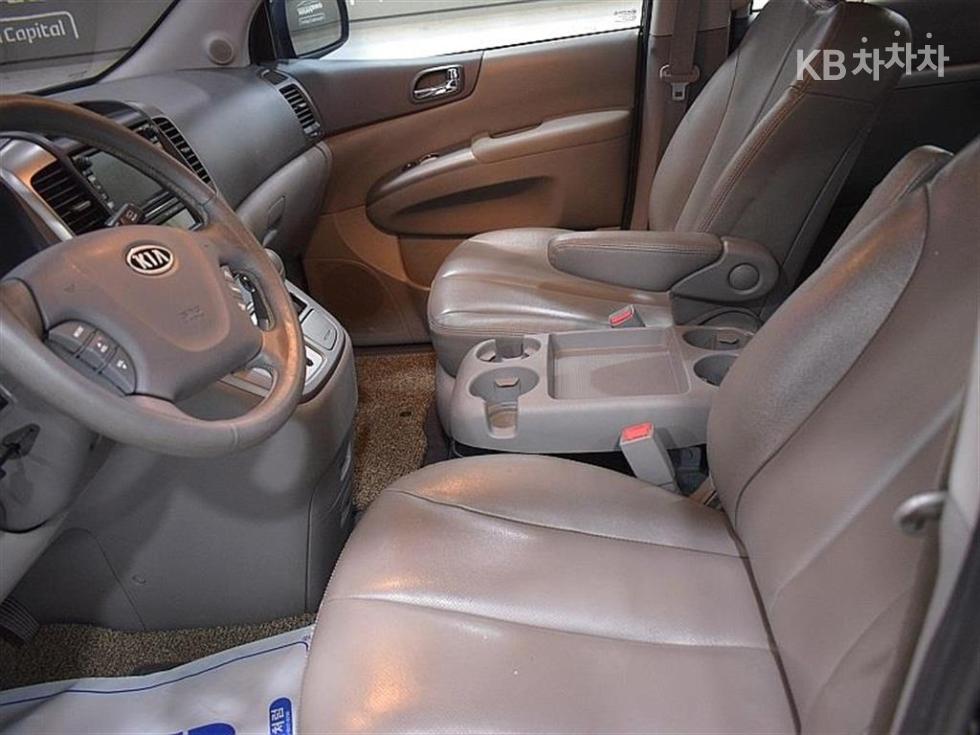 2012 - kia carnival