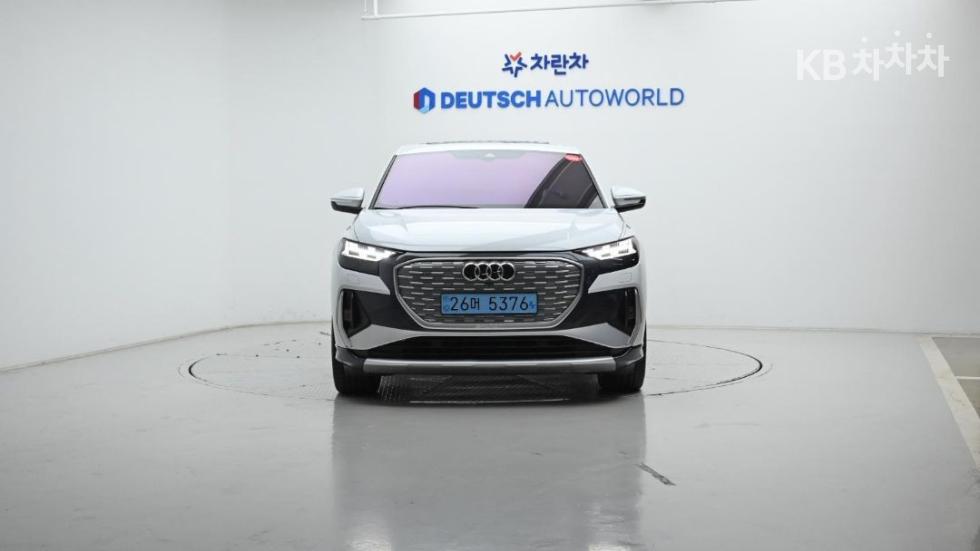 아우디 Q4 e-tron
