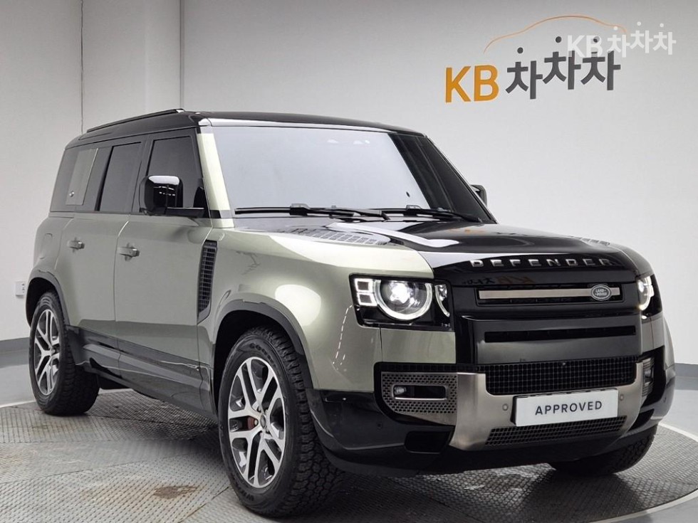 Land Rover Defender — miniaturë 4