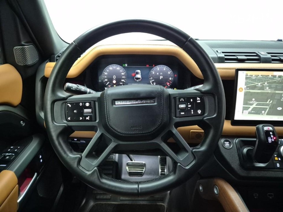 Land Rover Defender — miniaturë 9