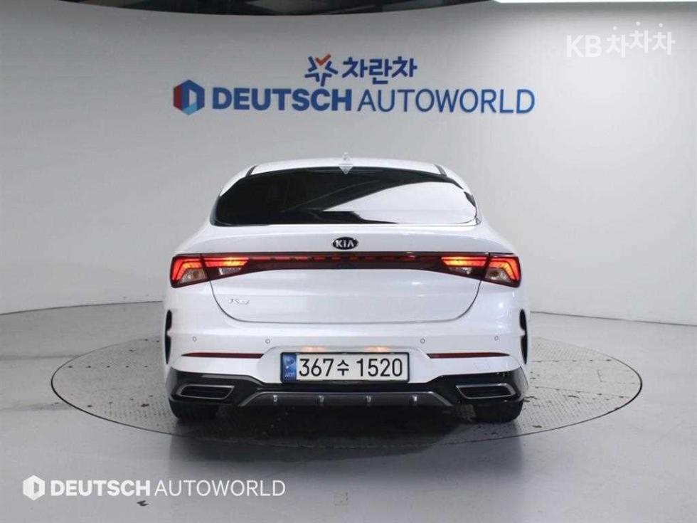 2020 - kia k5