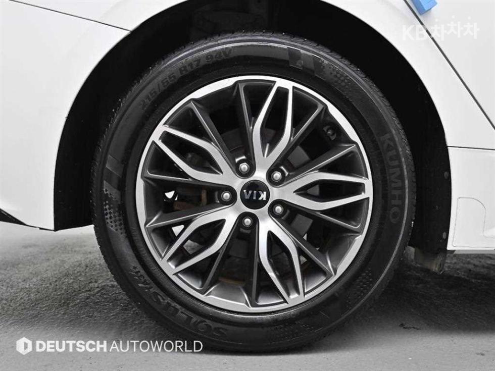 2020 - kia k5