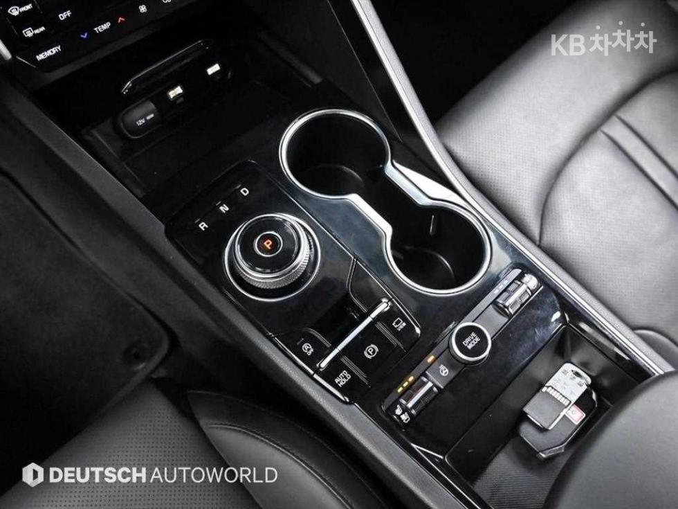 2020 - kia k5