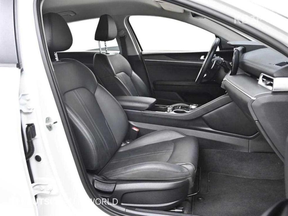 2020 - kia k5