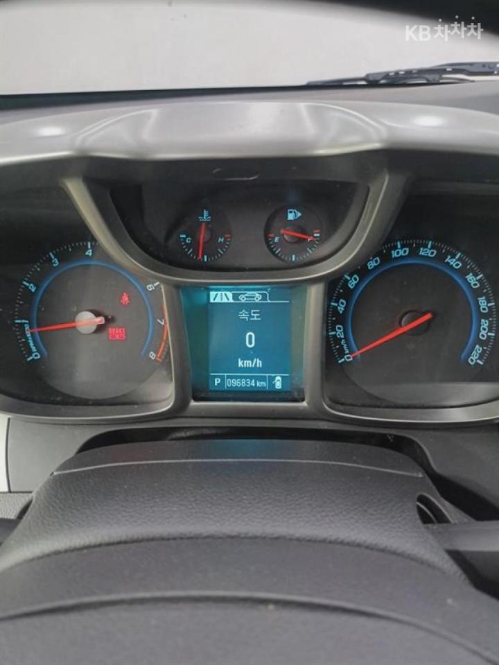 Chevrolet Korea Orlando LPG LS Premium - фото 11