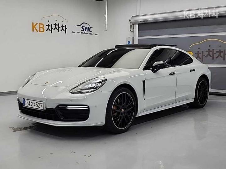 Porsche Panamera 971 3.0 4 Base Type