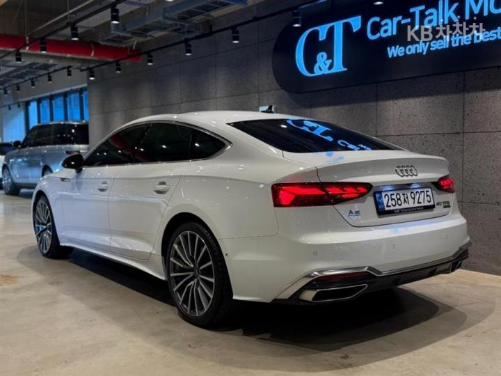 Audi A5 8W6 40 TFSI Quattro Sportback Premium 4