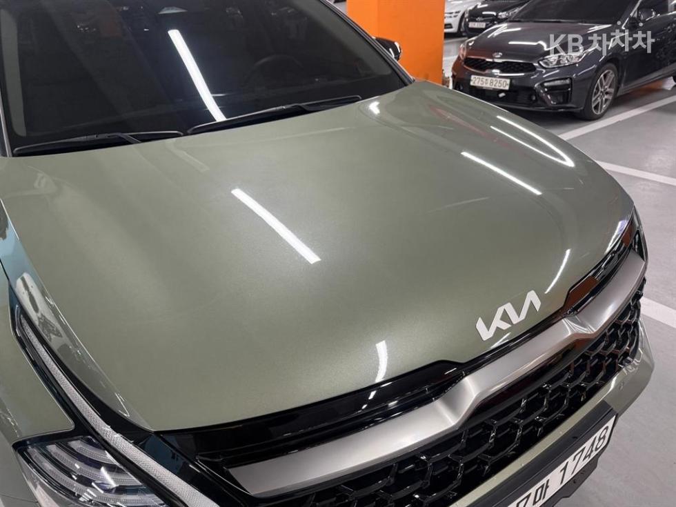 2023 - kia sportage