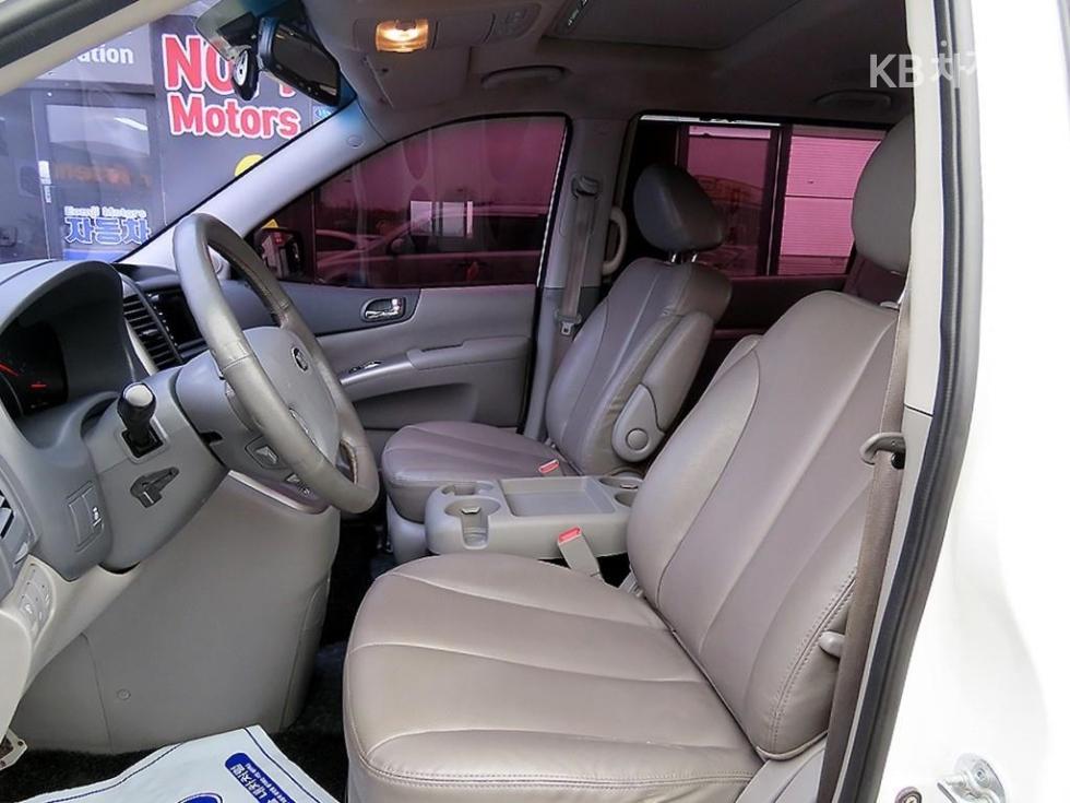 2013 - kia carnival