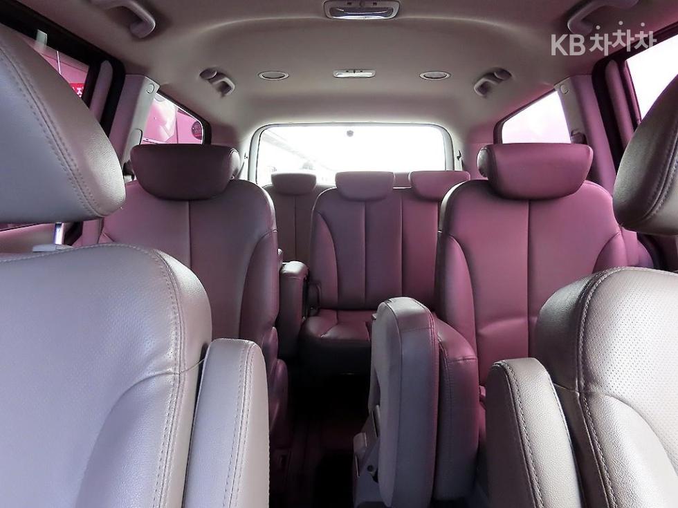 2013 - kia carnival