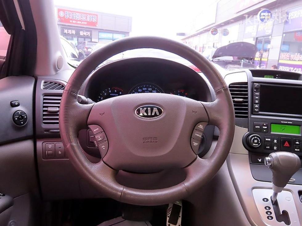 2013 - kia carnival