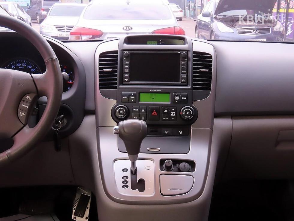 2013 - kia carnival