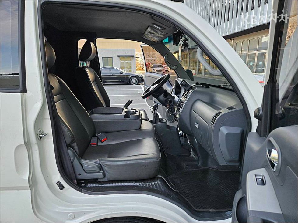 2018 - kia bongo iii