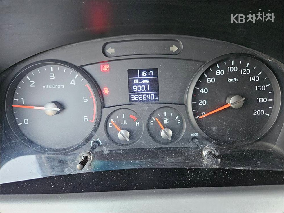 2018 - kia bongo iii