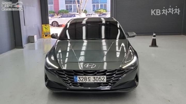 Hyundai Avante 1.6 Gasoline Inspiration - фото 3